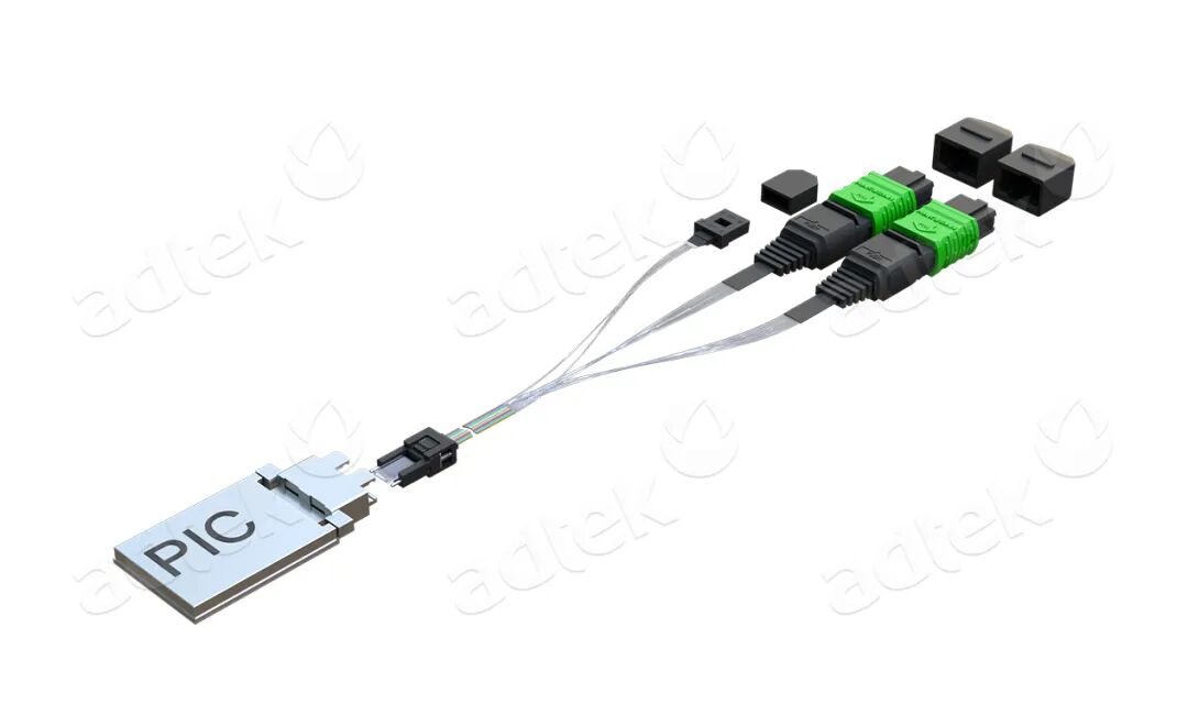 MPO fiber optic splitter assembly for FAU selection with chip interfaces